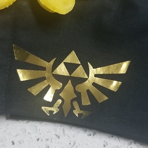Legend Of Zelda fabric mask with nose wire/pocket - Picture 7 of 8